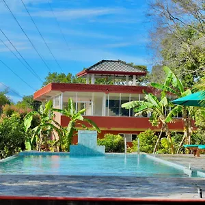 2* Hotel Hut Nature